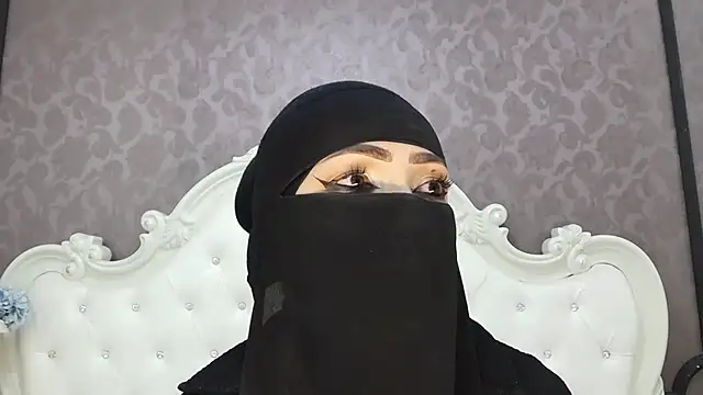 Snapshot of Hajar_Kar chatting on April 24, 2026, 6:37 am Hajar Kar online show from April 24, 2026, 6:37 am