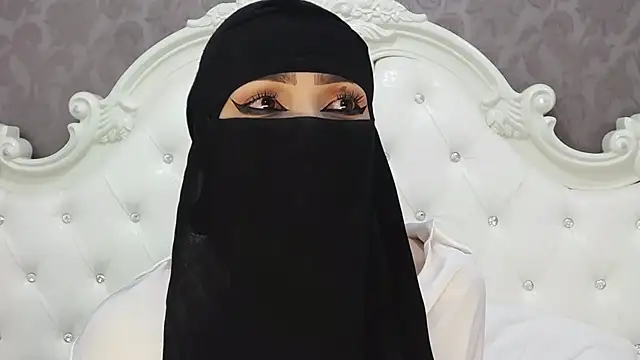 Snapshot of Hajar_Kar chatting on July 6, 2026, 5:25 am Hajar Kar online show from July 6, 2026, 5:25 am