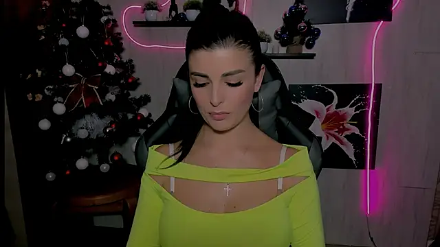 KayWuds online show from December 29, 2024, 3:56 pm