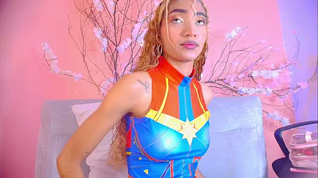 Charlotte Love10 online show from October 31, 2025, 12:24 pm