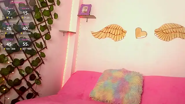 littleayshel online show from September 11, 2025, 2:06 pm