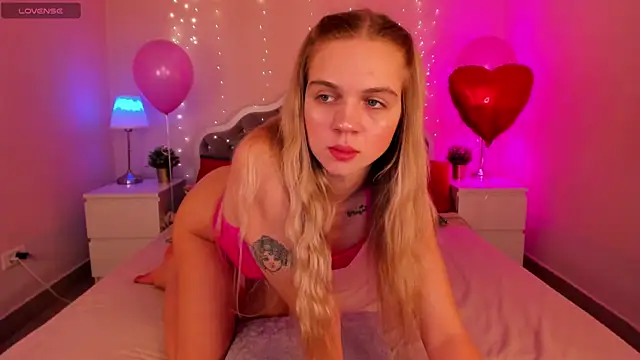 Aria69Stars online show from March 7, 2025, 8:13 am