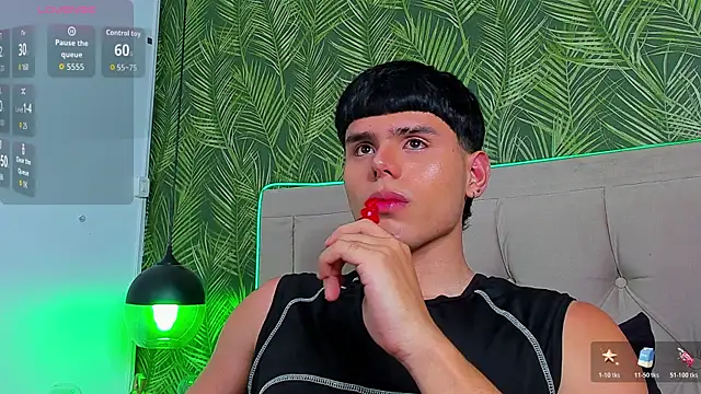 Snapshot of Nathaniel_Park chatting on May 19, 2026, 9:22 pm Nathaniel Park online show from May 19, 2026, 9:22 pm