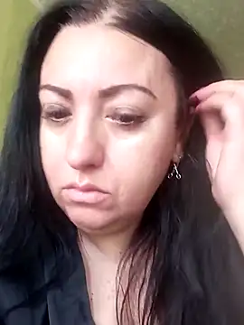 Veronica-Celie online show from May 25, 2026, 6:34 am