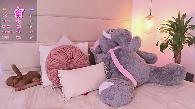 Mollymoon1 online show from September 19, 2025, 9:19 pm