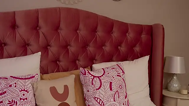 AnnieStylesx online show from January 10, 2026, 6:31 am