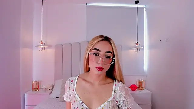 Sarajonnes online show from April 7, 2026, 5:15 pm