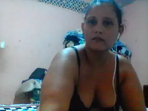 carolina goez online show from February 5, 2025, 10:44 pm