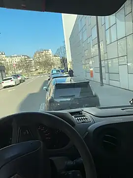 lescro95  online show from March 17, 2025, 9:01 am