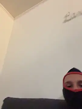 lescro95  online show from March 3, 2026, 5:20 pm