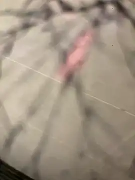 lescro95  online show from February 15, 2026, 5:34 pm