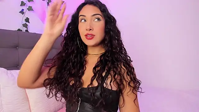 charlotte james0 online show from March 2, 2025, 2:08 am