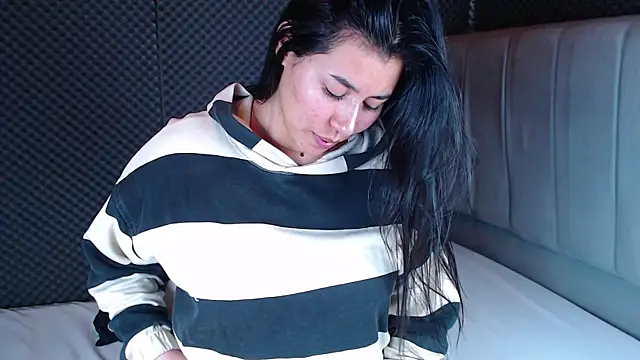  joy yva online show from December 22, 2025, 11:05 pm