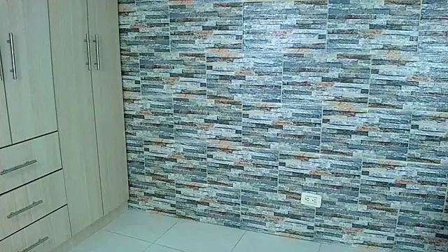 Snapshot of _joy_yva chatting on February 10, 2025, 6:45 pm joy yva online show from February 10, 2025, 6:45 pm