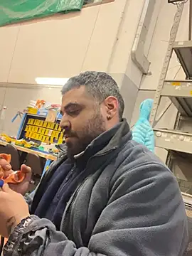 Dikkiduohottt online show from February 7, 2025, 6:24 am