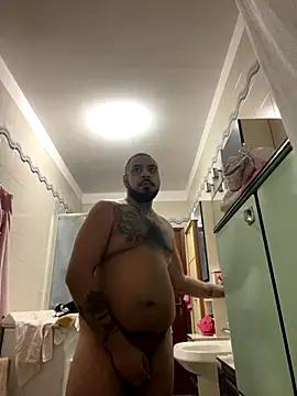 Dikkiduohottt online show from November 7, 2025, 5:17 pm