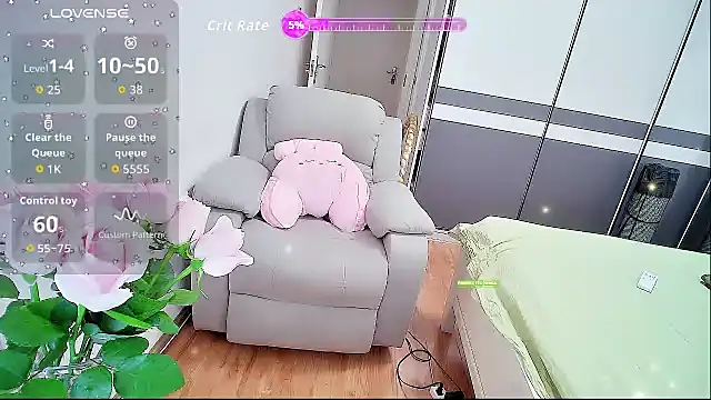 CN-Shanshan online show from September 10, 2025, 1:04 am