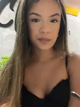 Alisha-Bond online show from March 17, 2025, 11:13 pm