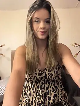 Alisha-Bond online show from March 10, 2025, 11:06 pm