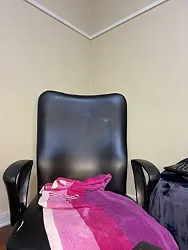 sexy boobs97 online show from March 7, 2026, 3:13 am