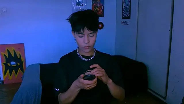 alex one888 online show from October 21, 2025, 10:09 pm