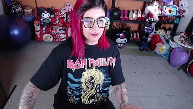 MissMiia2 online show from September 12, 2025, 2:06 pm