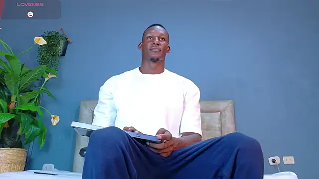 Iker bigdick online show from April 15, 2026, 7:18 pm