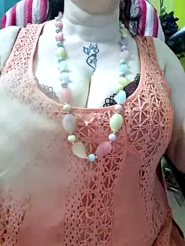 Snapshot of Raja_Ranii chatting on April 25, 2026, 5:21 pm Raja Ranii online show from April 25, 2026, 5:21 pm