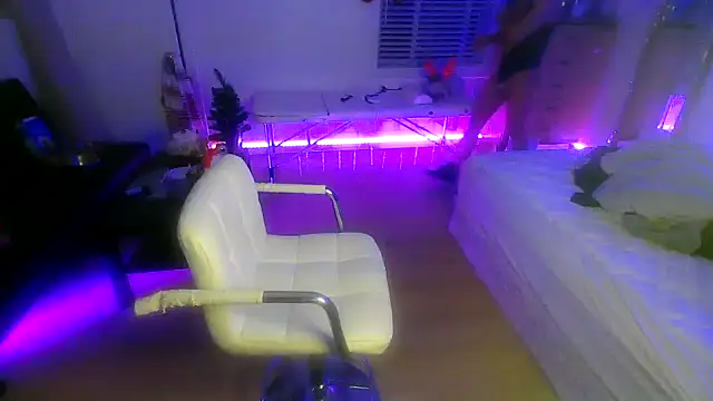 GymBoyVan online show from December 2, 2024, 8:15 am