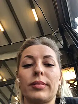 Diamond Bunny  online show from March 19, 2025, 3:19 pm