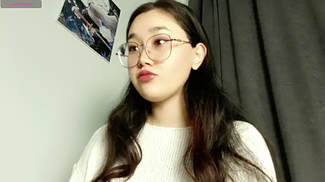 Jennatyan online show from March 11, 2025, 1:45 pm