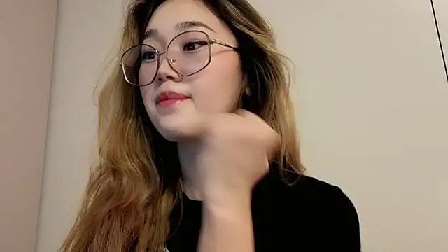 Jennatyan online show from March 6, 2026, 6:41 am