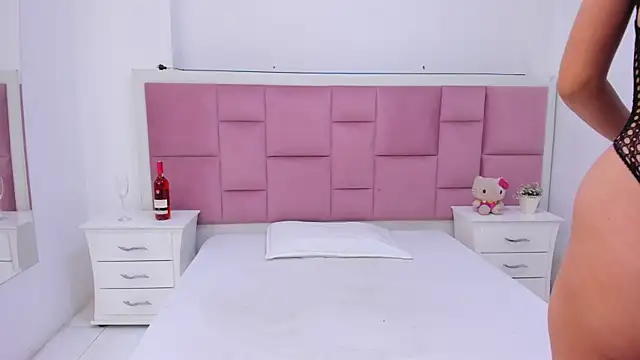 kaily sweet1 online show from December 17, 2025, 11:15 am