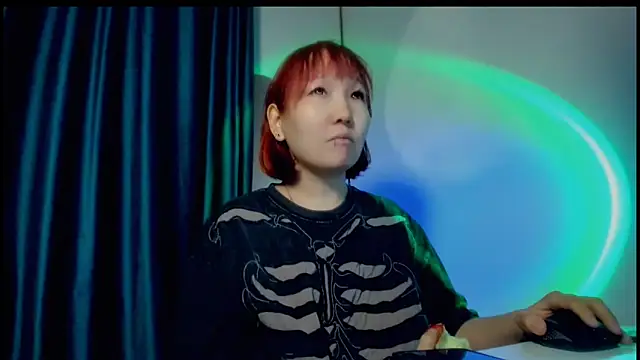 himeros goddess online show from October 6, 2025, 5:08 am