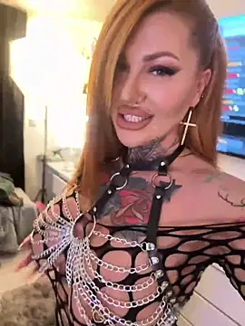 krysstal003 online show from October 17, 2025, 7:15 pm