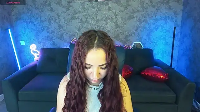 ElysLunar online show from February 16, 2026, 6:45 am