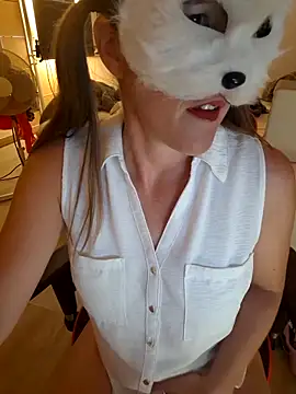 Hexe12346 online show from June 10, 2026, 3:24 pm