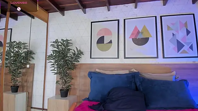 Snapshot of MiaKay1 chatting on November 22, 2025, 3:27 am MiaKay1 online show from November 22, 2025, 3:27 am