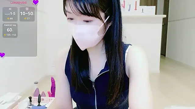 IORio2 online show from October 12, 2025, 5:47 pm