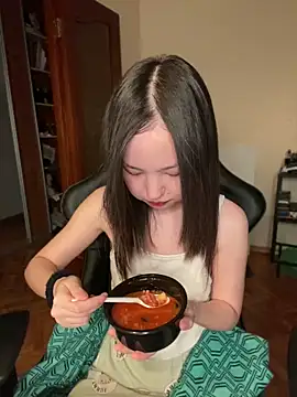 Snapshot of lalallalalaa- chatting on February 3, 2025, 1:41 am lalallalalaa- online show from February 3, 2025, 1:41 am