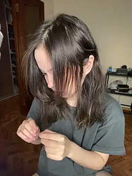 Snapshot of lalallalalaa- chatting on March 19, 2025, 8:34 am lalallalalaa- online show from March 19, 2025, 8:34 am