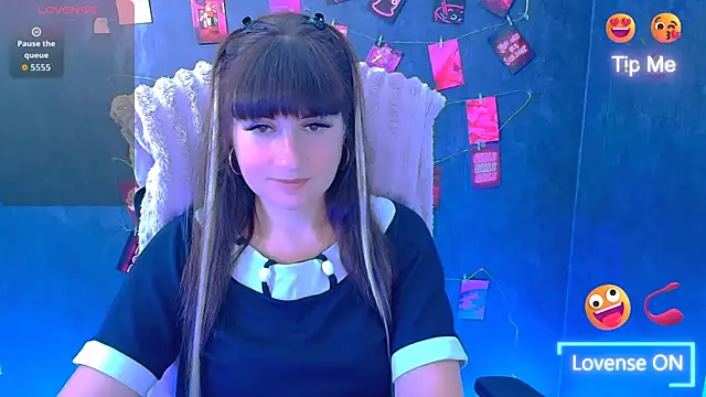 Snapshot of Violla_My chatting on July 20, 2026, 5:48 am Violla My online show from July 20, 2026, 5:48 am