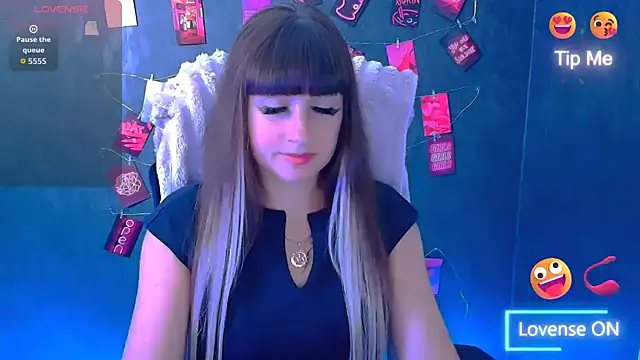 Snapshot of Violla_My chatting on July 7, 2026, 5:43 am Violla My online show from July 7, 2026, 5:43 am