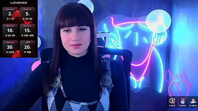 Snapshot of Violla_My chatting on February 28, 2025, 9:47 am Violla My online show from February 28, 2025, 9:47 am