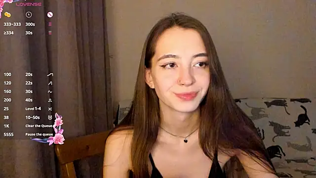 EvaBradley online show from December 16, 2025, 7:07 pm