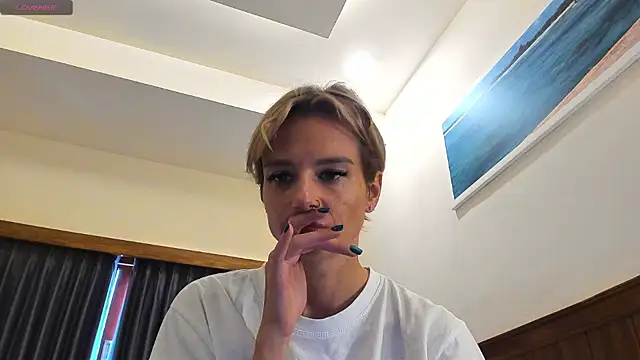 Sailor m000 online show from December 28, 2024, 5:44 am