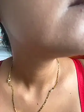 Snapshot of Sara-77 chatting on November 17, 2025, 5:17 pm Sara-77 online show from November 17, 2025, 5:17 pm