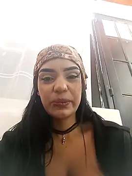 Snapshot of Sara-77 chatting on March 10, 2025, 8:56 pm Sara-77 online show from March 10, 2025, 8:56 pm