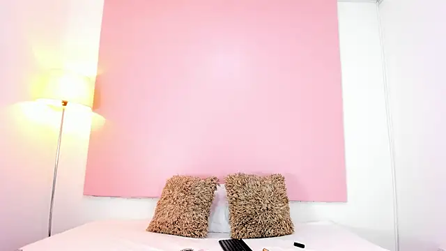 Snapshot of andyylove_jk chatting on December 1, 2025, 12:39 pm andyylove jk online show from December 1, 2025, 12:39 pm