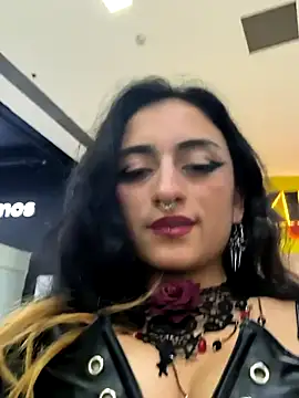 Lila Desiree online show from February 26, 2025, 1:57 am